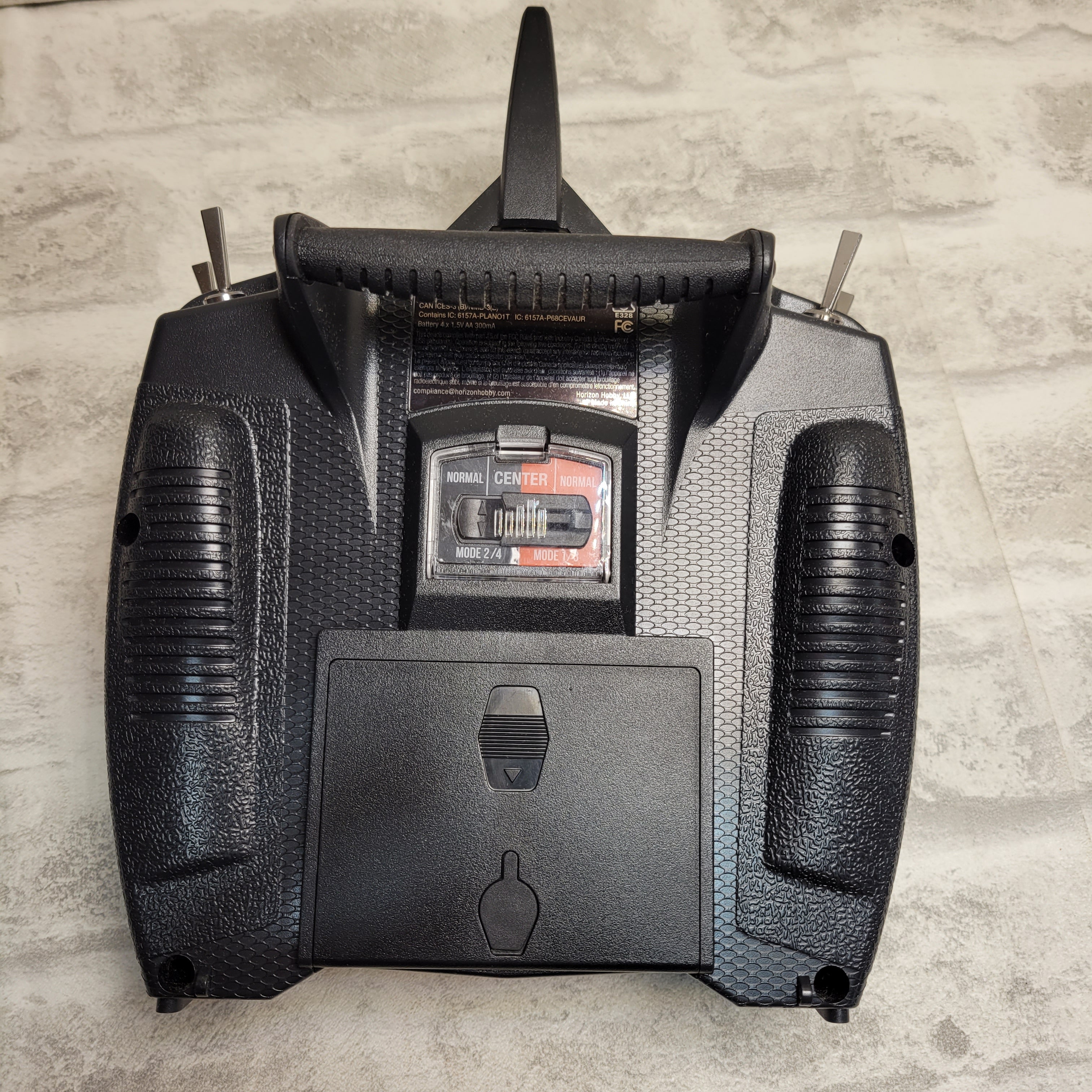 Spektrum DX6e 6-Channel DSMX 2.4GHz RC Radio Transmitter Only (No Receiver) with 250 Model Memory | Telemetry | Wireless Trainer Link, SPMR6655 , Black (7881229926638)